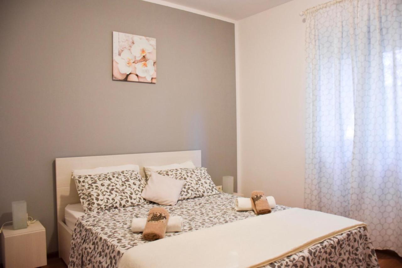 Holiday House Val Vidal Rovinj Bagian luar foto